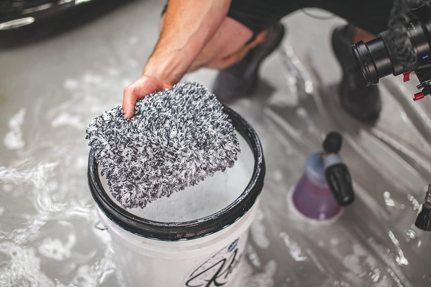 imageThe Rag Company  The Cyclone Ultra Wash Mitt  Cyclone Ultra Wash Pad 6in x 8in Combo Pack  Microfiber Blend Twist Loop Interior Liner Ideal for Foam Soap  Bucket ampamp Rinseless Washing Methods