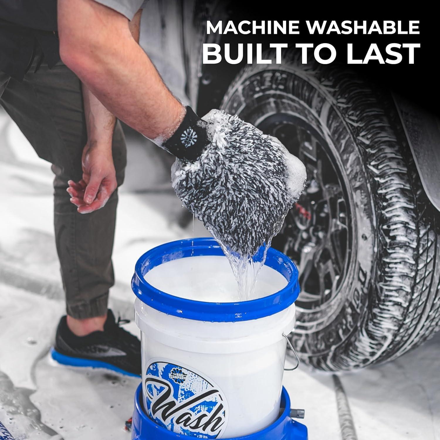 imageThe Rag Company  The Cyclone Ultra Wash Mitts  7030 Gauntlet Blend Korean Microfiber Foam Padding ScratchFree LintFree Great for Rinseless Washing 8in x 9in Blue  Black 2Pack