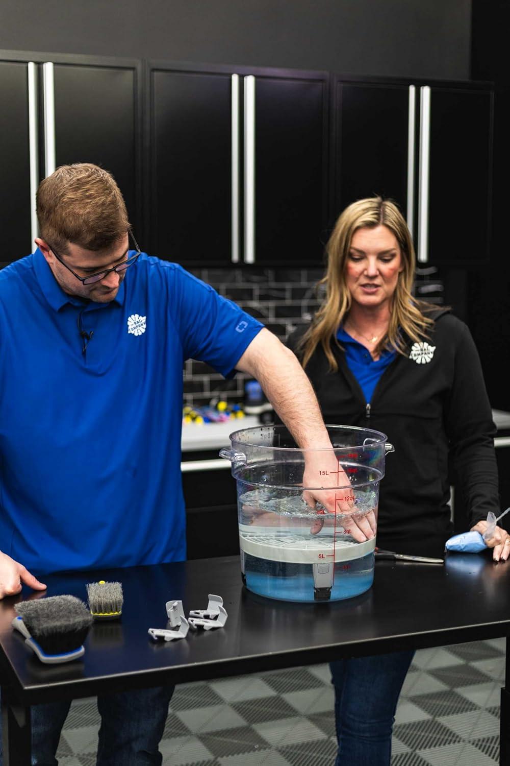 image:imageDetail Factory Clean Screen Bucket Filter Traps Dirt amp Debris in the Wash Bucket to Prevent Scratching Vehicle Paint Octane AvalancheBlack Ice